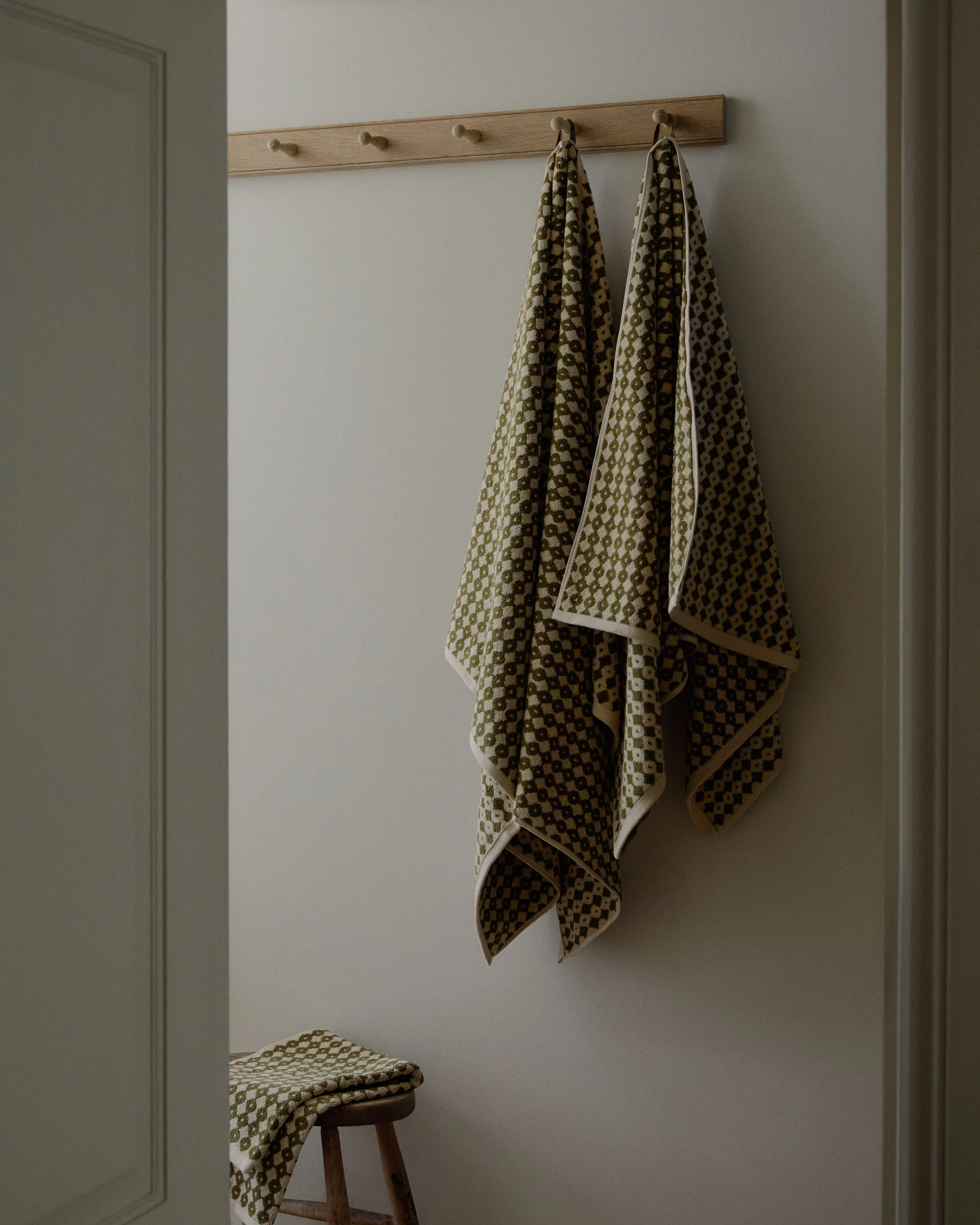 Hanna Complete Set - Image 6