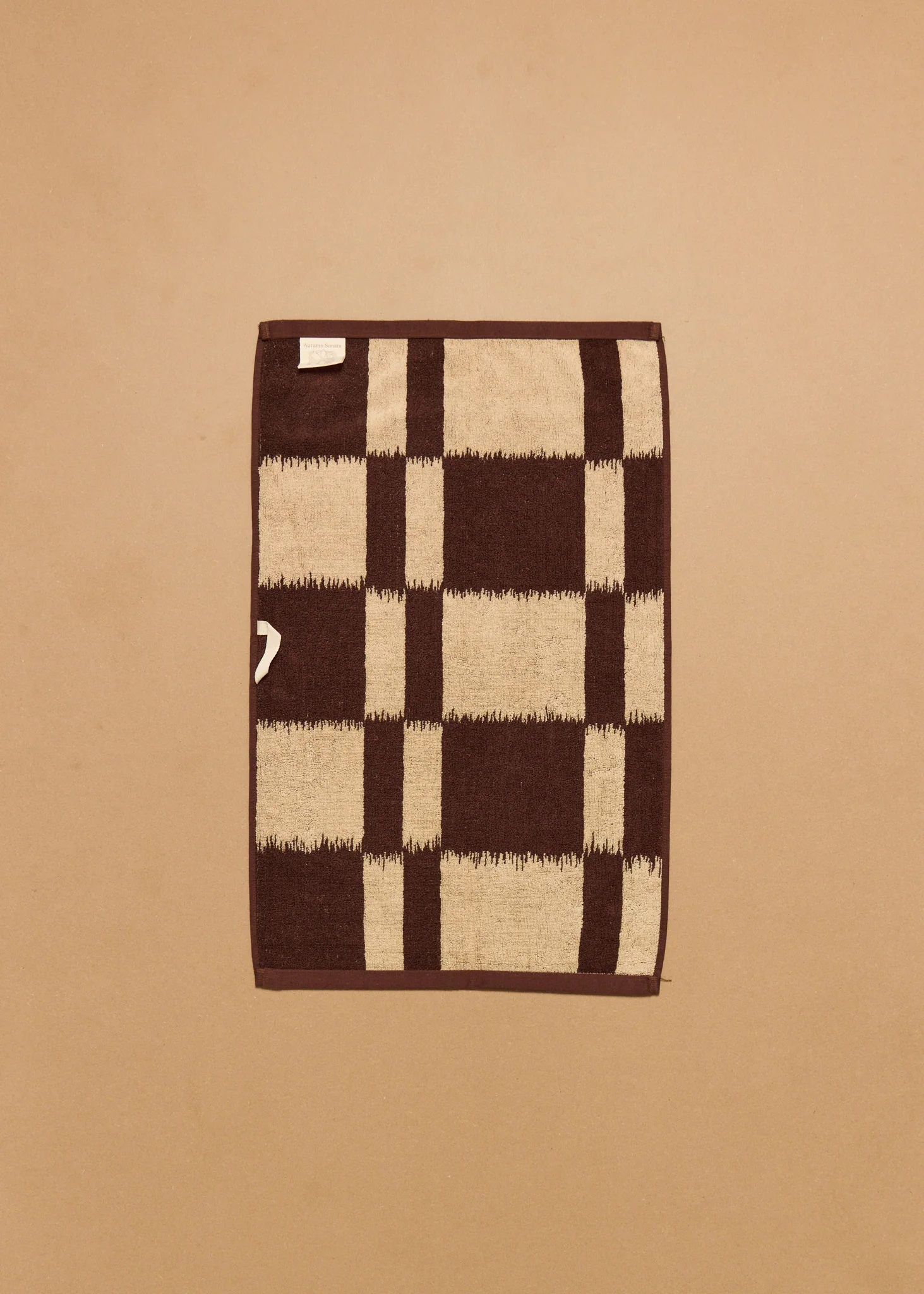 Karin Hand Towel - Image 6
